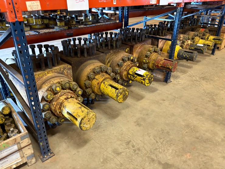 (8x$)-7-1/16”-10k-hydraulic-frac-valves-image-4