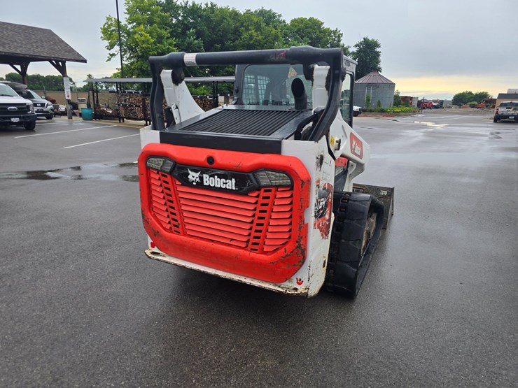 2021-bobcat-t64-image-10