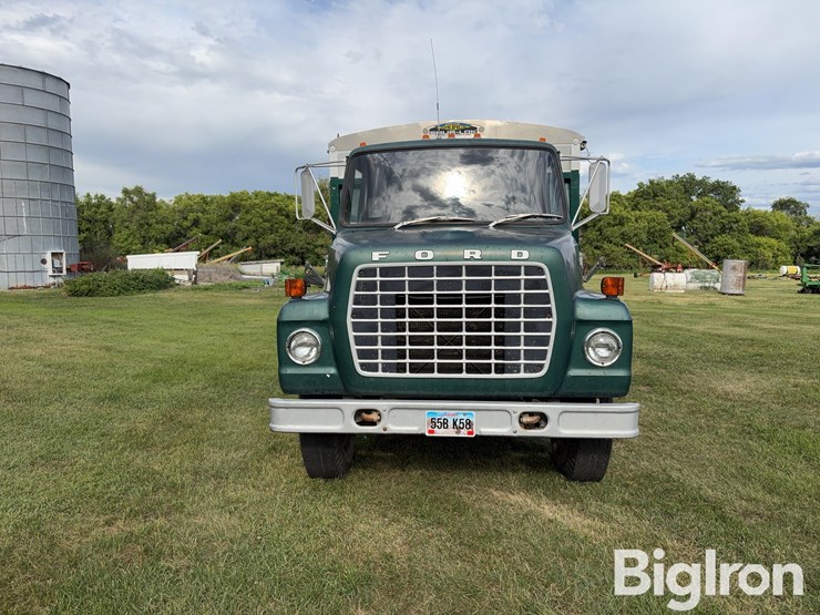 1978-ford-f700-image-2