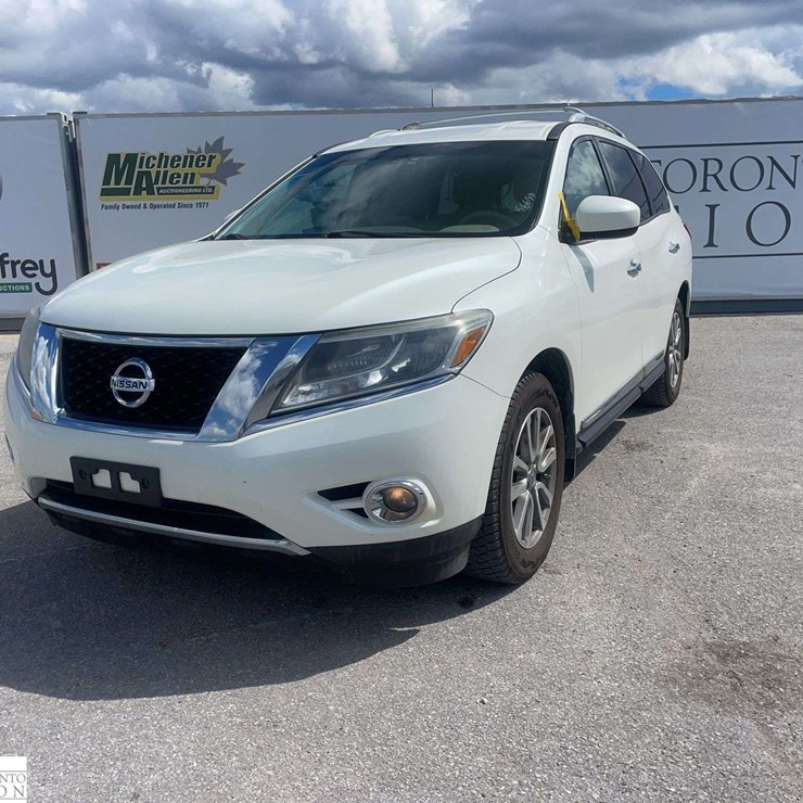 2015 NISSAN PATHFINDER