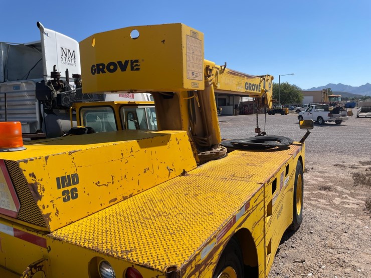 #2257-•-grove-crane-image-5