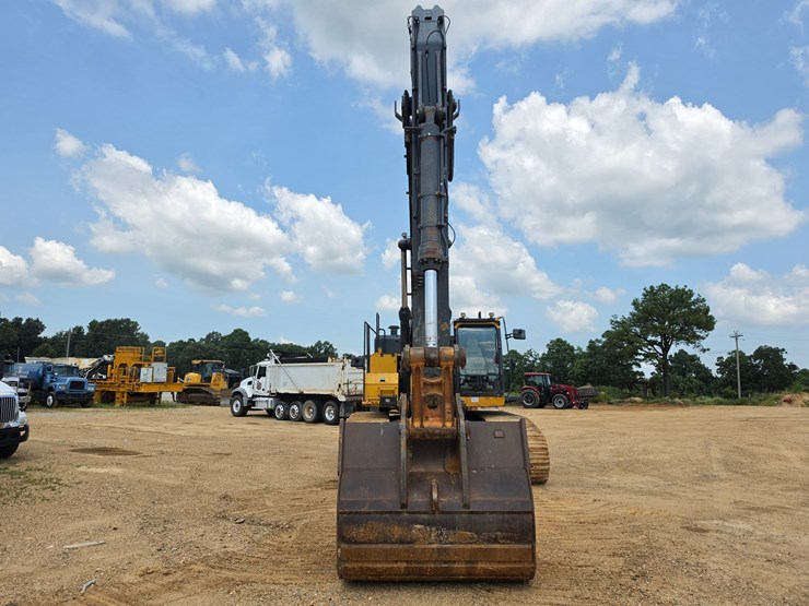 2018-deere-470g-lc-image-22