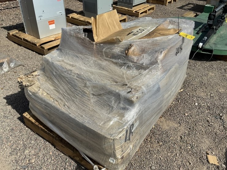 pallet-of-misc-image-4
