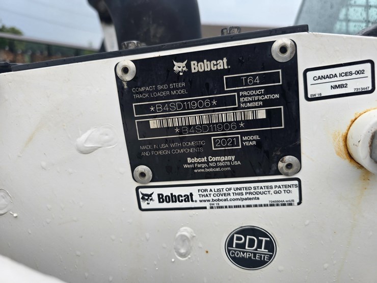 2021-bobcat-t64-image-34