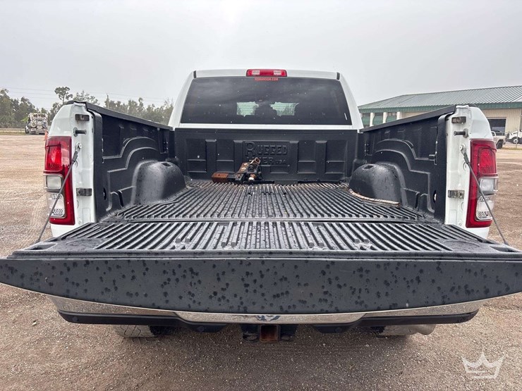 2021-dodge-2500-image-20