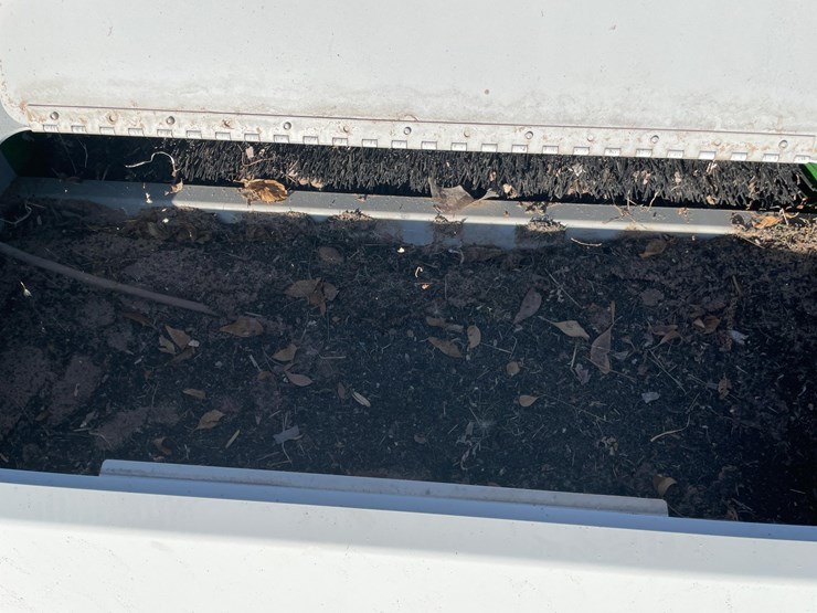 #2307-•-wheel-drive-sweeper-(offsite-in-las-cruces)-image-8