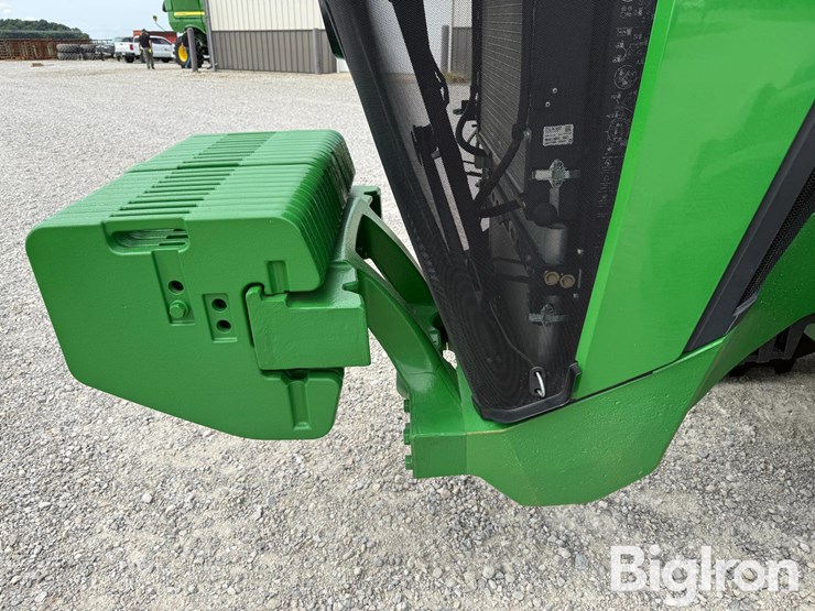 2025-john-deere-8r-250-image-9