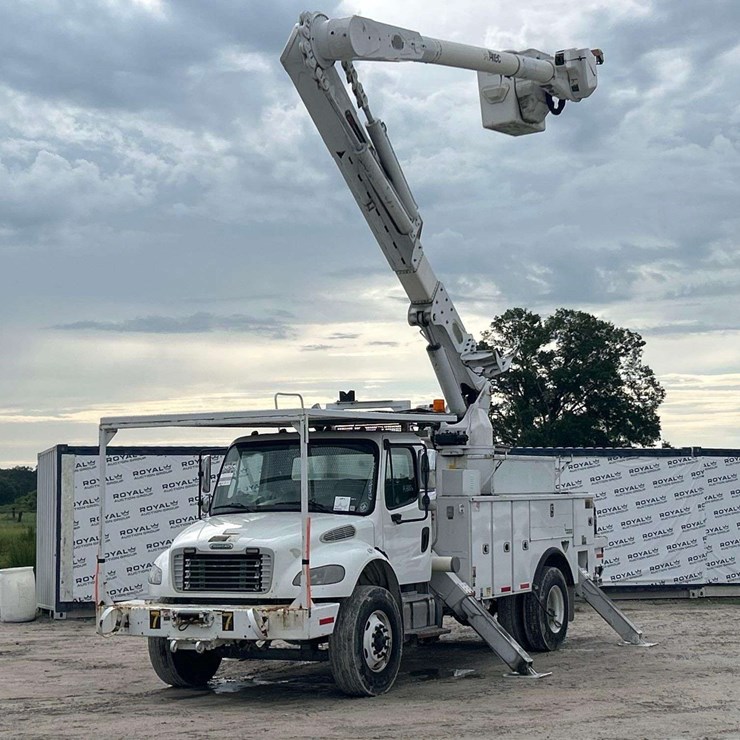 2016 FREIGHTLINER M2 106