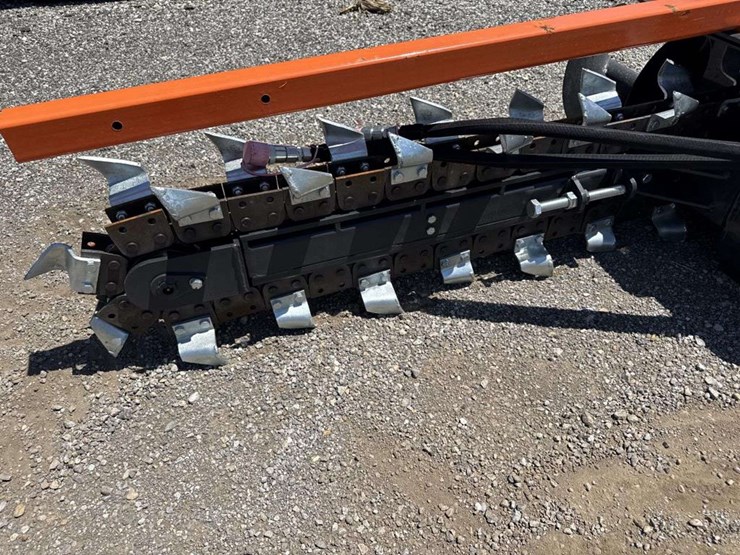 wolverine-tcr-12-48h-skidsteer-trencher-image-7
