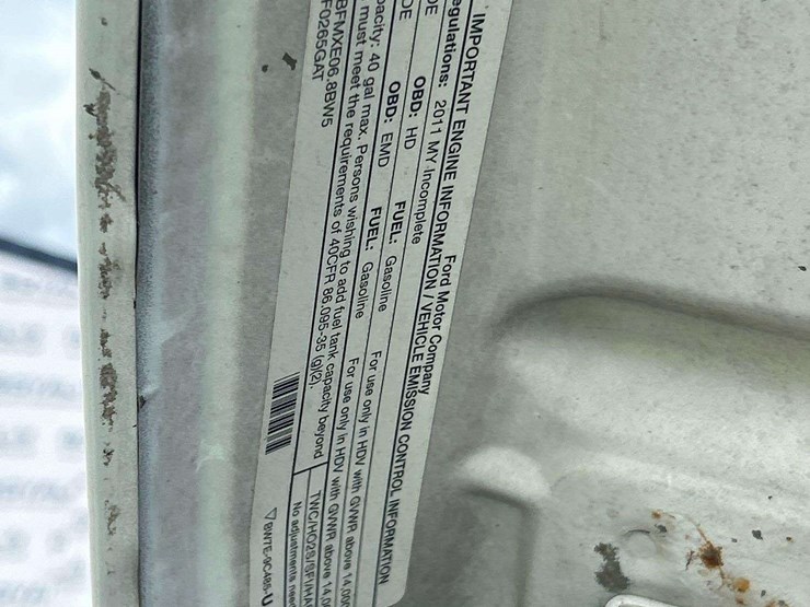 2011-ford-f550-image-10