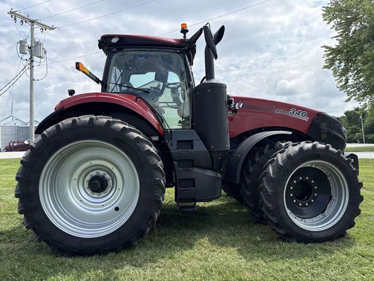 2021-case-ih-340-image-6