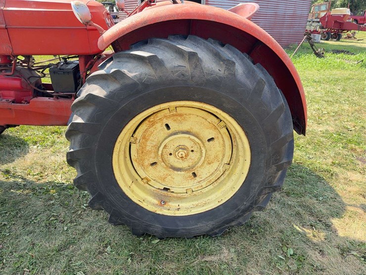 massey-ferguson-44-image-40