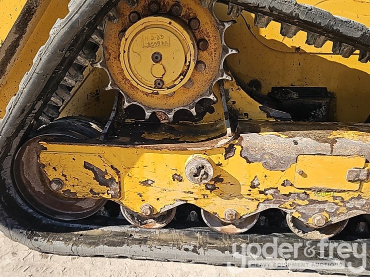 2019-caterpillar-299d2-image-9