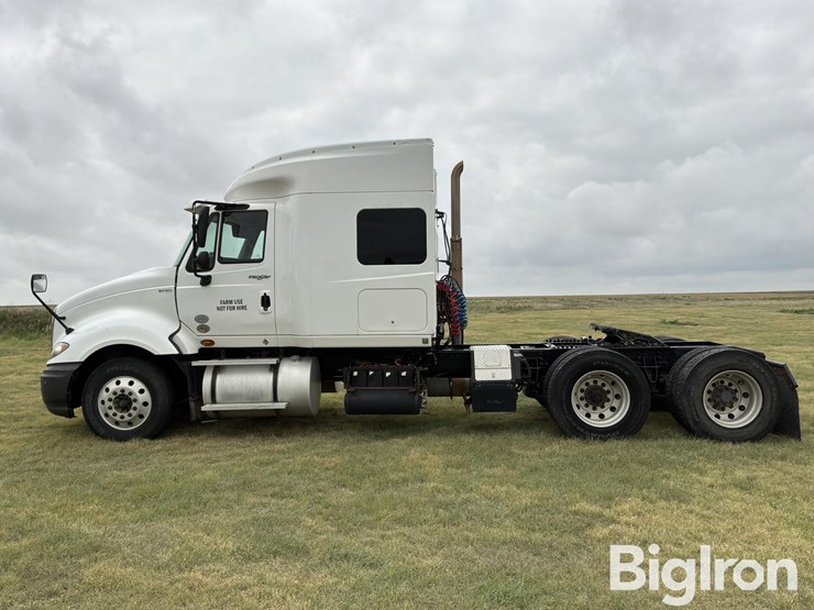 2010-international-prostar-image-8
