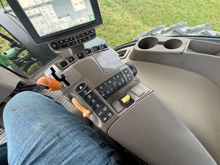 john-deere-8345r-image-65