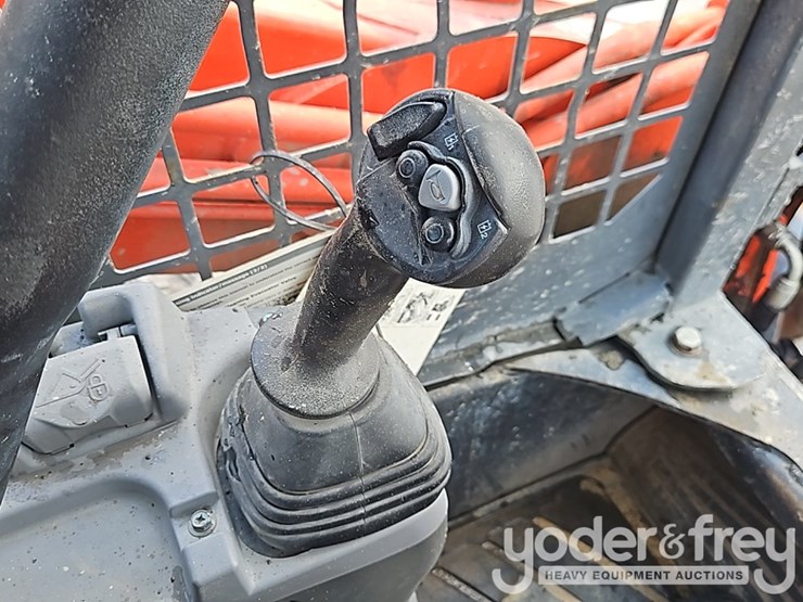 2023-kubota-svl97-2-image-28