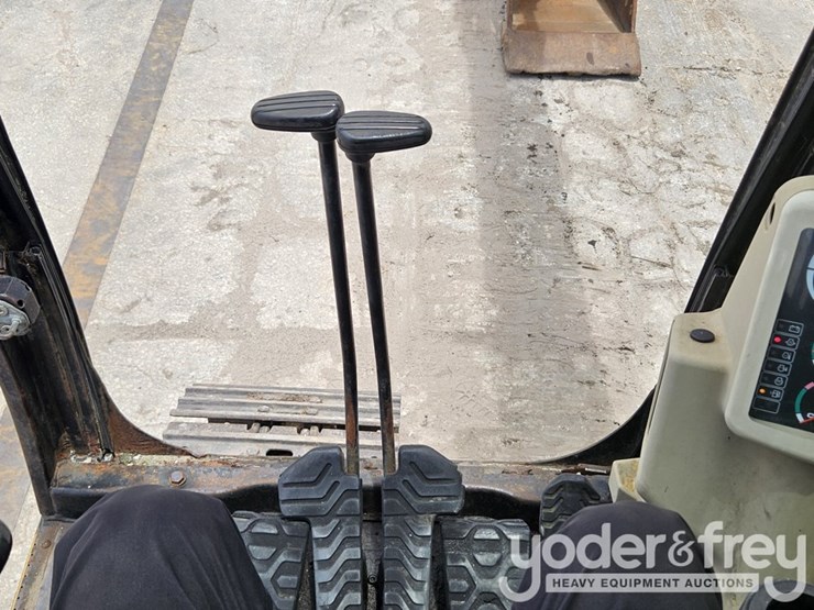 caterpillar-311c-image-36