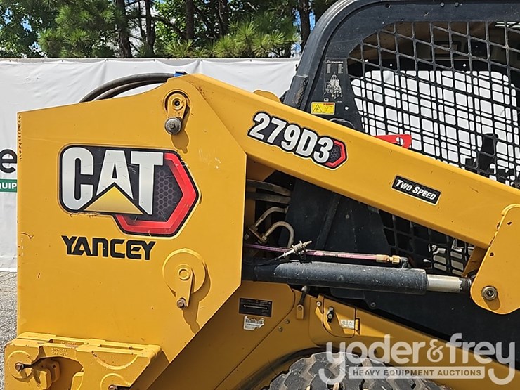 2022-caterpillar-279d3-image-18