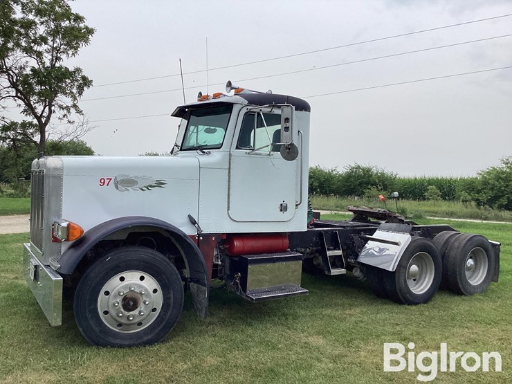 1997-peterbilt-379-image-1