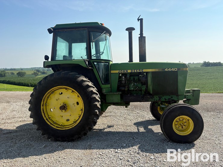 1978-john-deere-4440-image-4