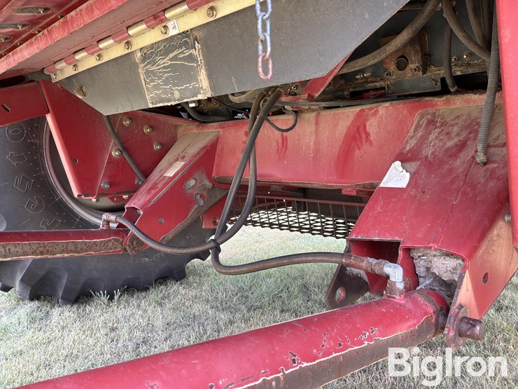 2006-case-ih-2388-image-14