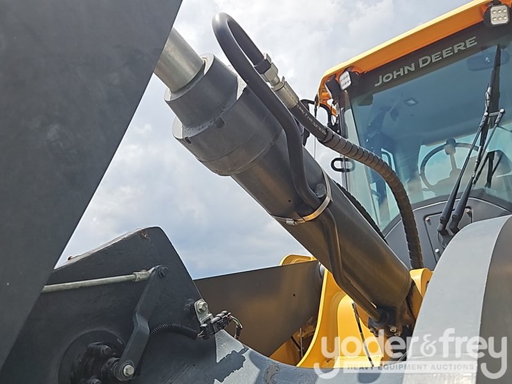 2023-deere-644p-image-15
