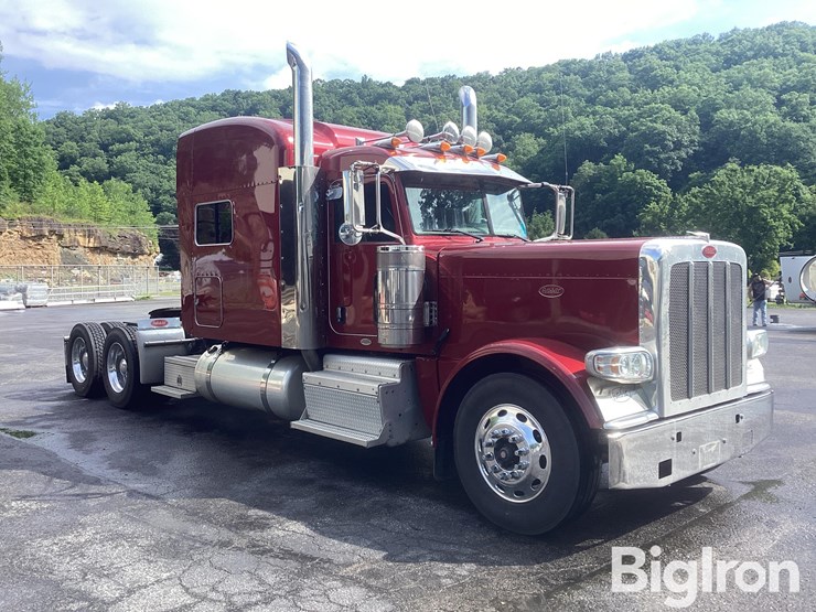 2014-peterbilt-389-image-3