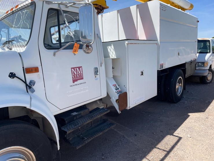 #2253-•-1998-isuzu-2-ton-cargo-truck-(has-nm-title)-(located-in-las-cruces)-image-23