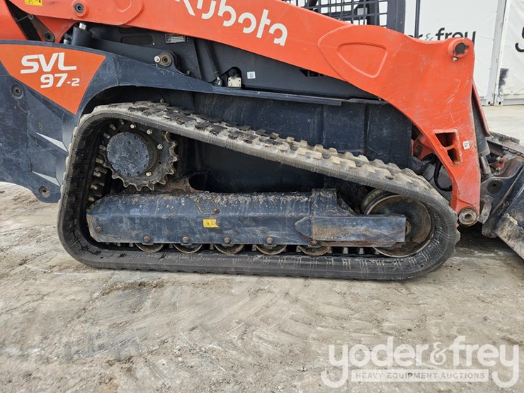 2023-kubota-svl97-2-image-7