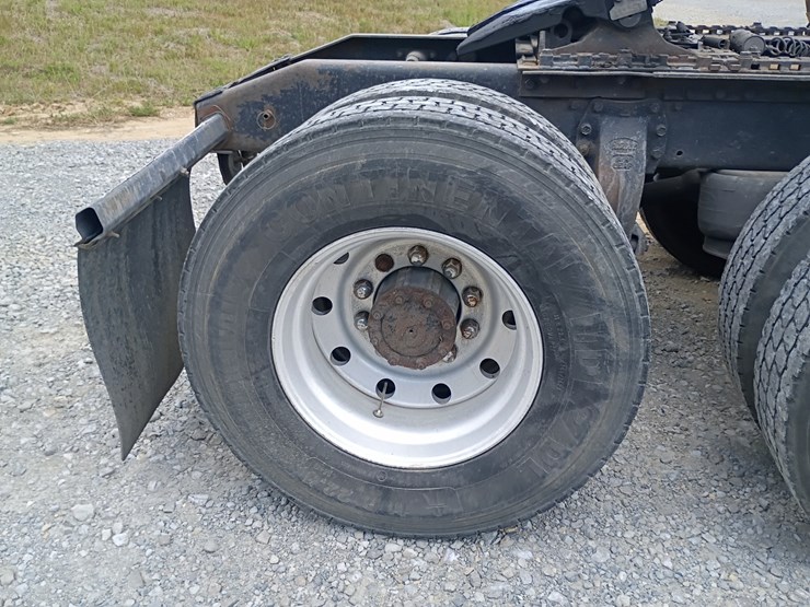 #21636-•-1997-peterbilt-379-semi-sleeper-truck-image-91
