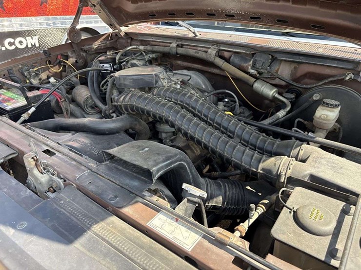 1993-ford-f150-xl-image-16
