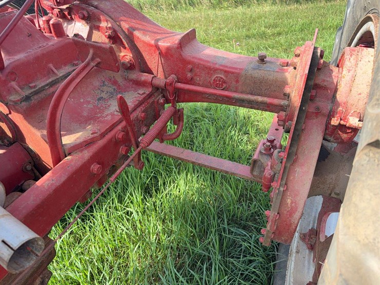 farmall-f-20-image-41