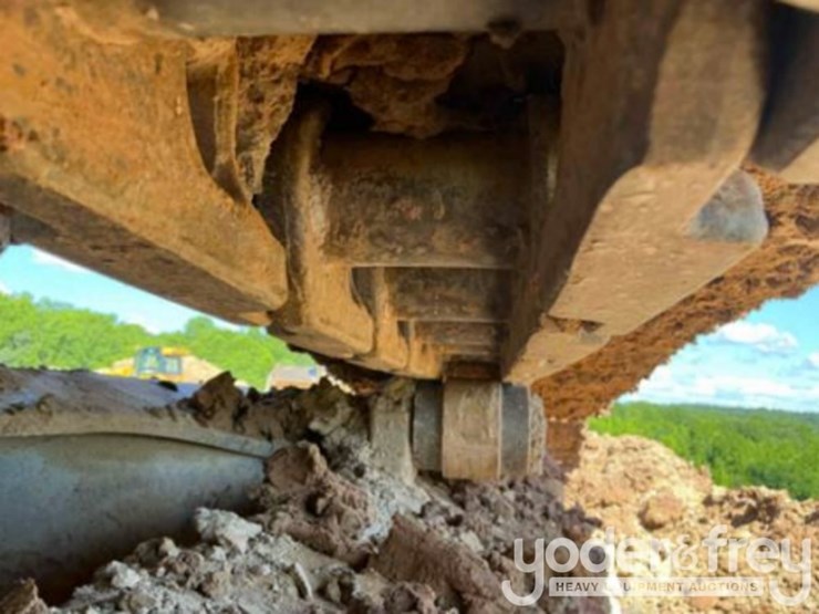 2012-deere-350g-lc-image-10