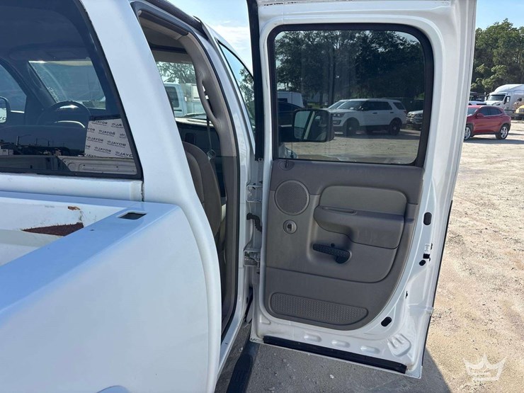 2003-dodge-ram-3500-image-20