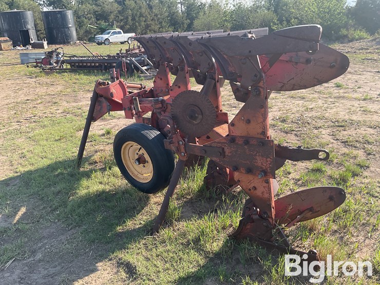 massey-ferguson-57-image-7