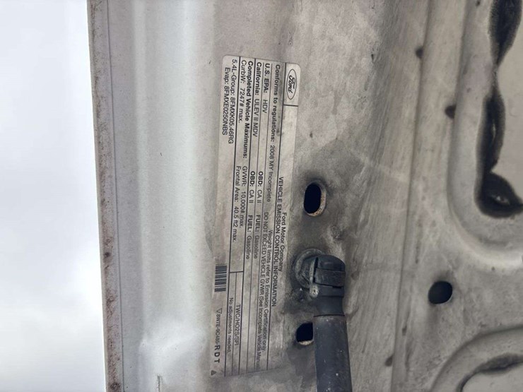 2008-ford-f350-image-26