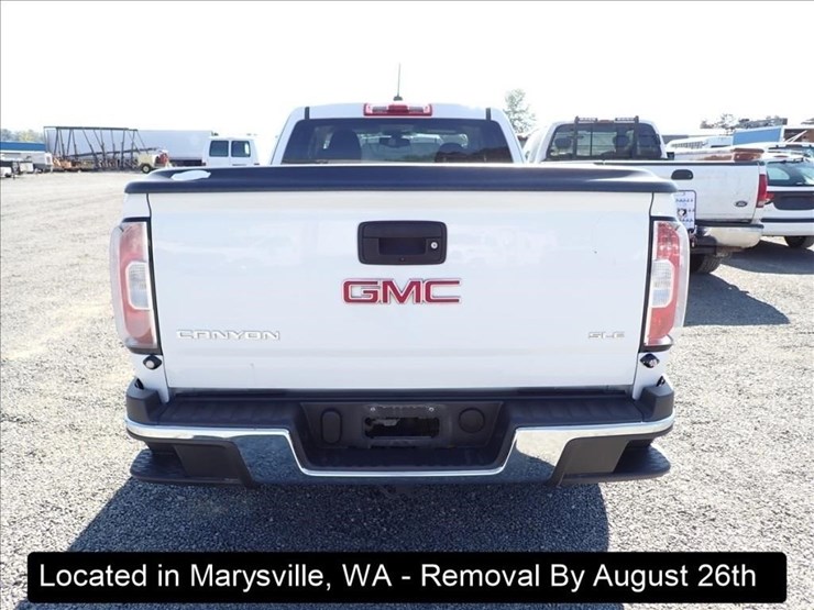 2017-gmc-canyon-image-13