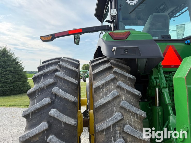 2025-john-deere-8r-310-image-16