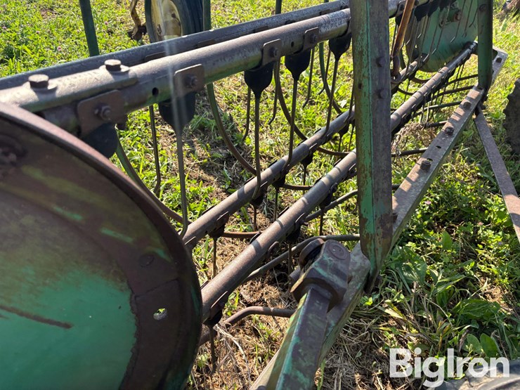 john-deere-640-image-13