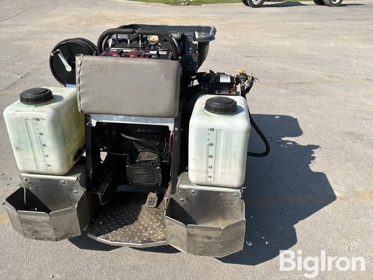 2021-massey-ferguson-730-image-18