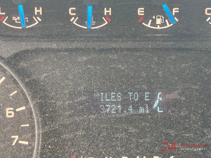 2014-ford-f150-xl-image-27
