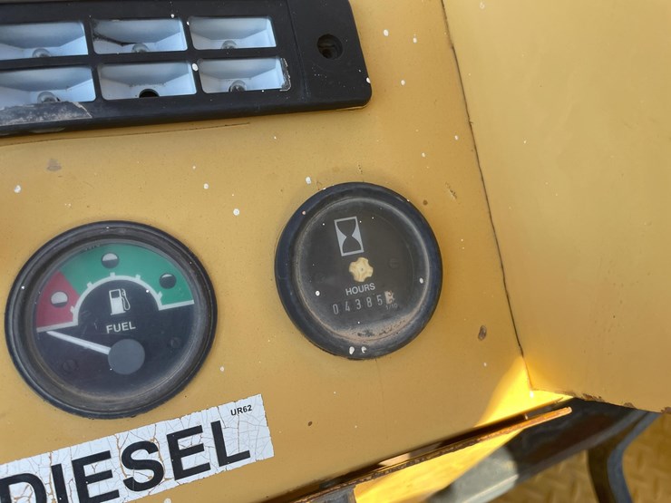 deere-486e-image-17