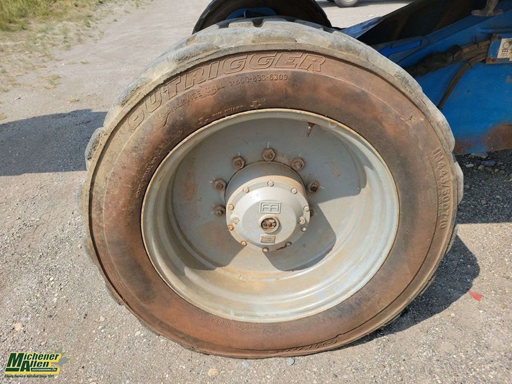 2013-genie-z135/70-image-13