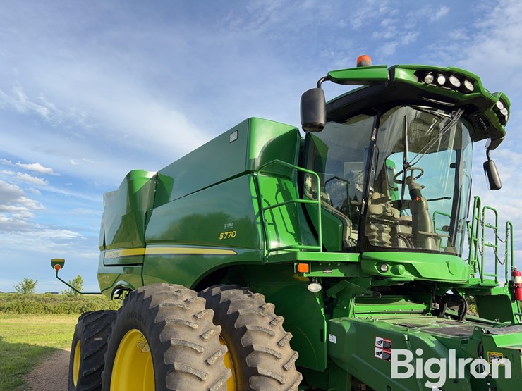 2019-john-deere-s770-image-17