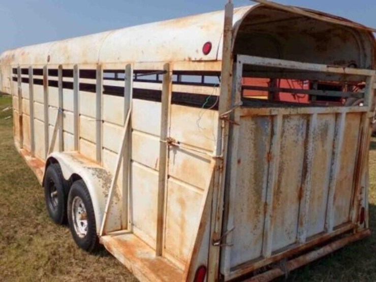 20'x6'-gooseneck-stock-trailer,-covered-image-8