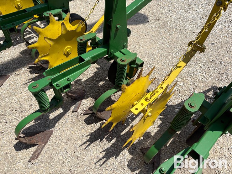 1982-john-deere-825-image-20