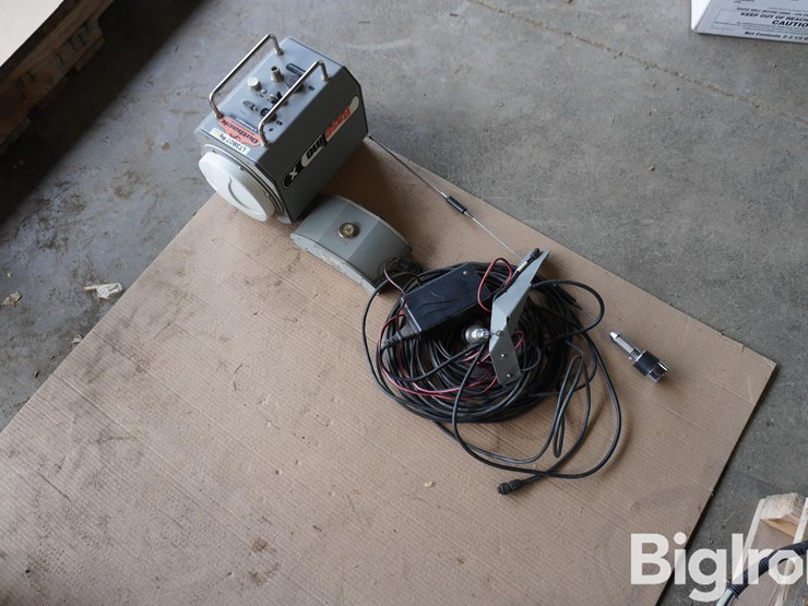 outback-baseline-x-rtk-base-station-image-7