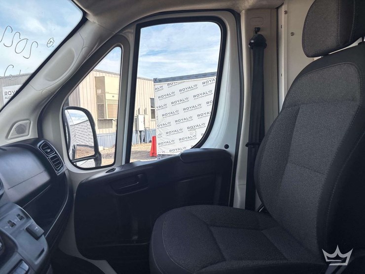 2022-ram-promaster-3500-image-15