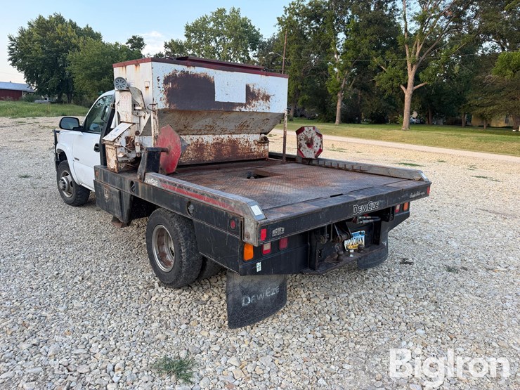 2005-chevrolet-3500-image-7
