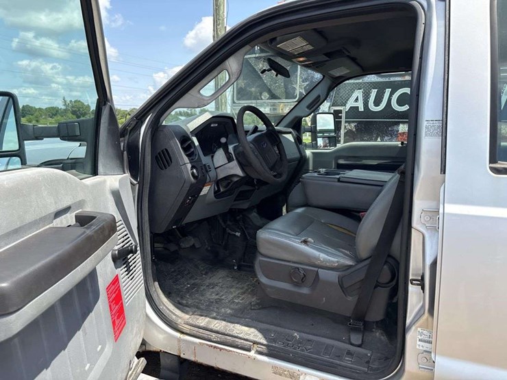 2012-ford-f450-image-11